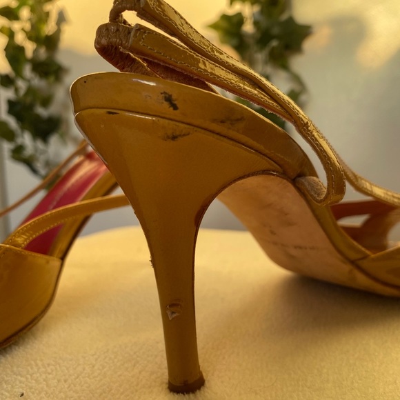 Kate Spade cross heels, size 8 - Picture 3 of 4